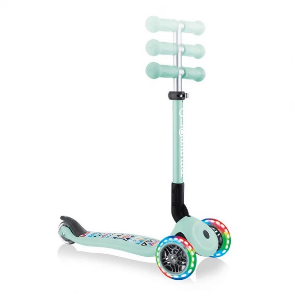 Продукт Globber Junior Fantasy Lights - Сгъваема тротинетка със светещи колела  - 0 - BG Hlapeta